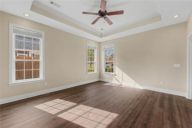 Building Photo - 6537 Harvey Jones Ave