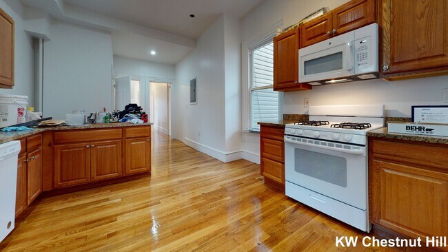 Building Photo - 2817 Washington St