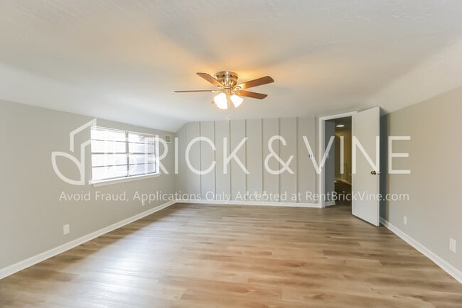 Building Photo - 403 George L Cross Ct