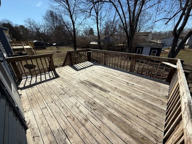 Building Photo - Charming 3 bed, 1.5 bath home!
