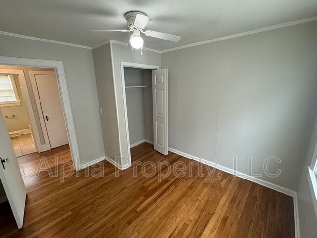 Building Photo - 117 Vanderbilt Cir