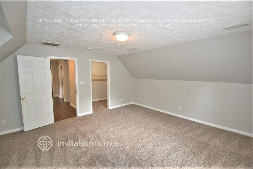 Building Photo - 115 Bright Star Cir