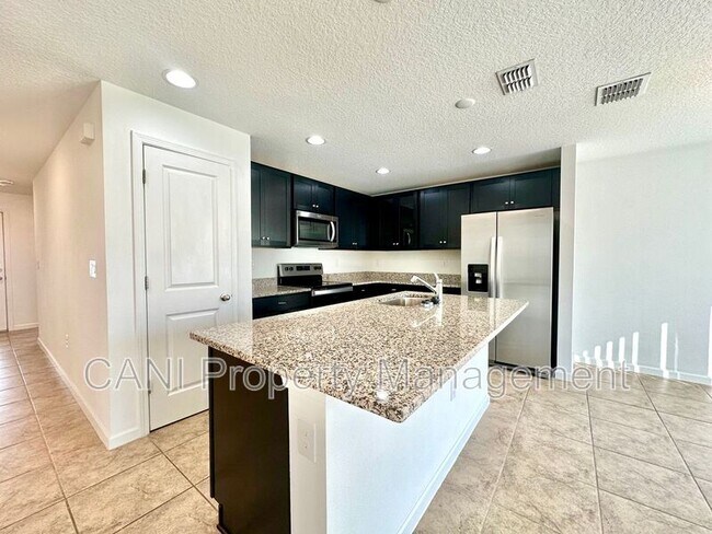 Building Photo - 3807 Whitney Wy