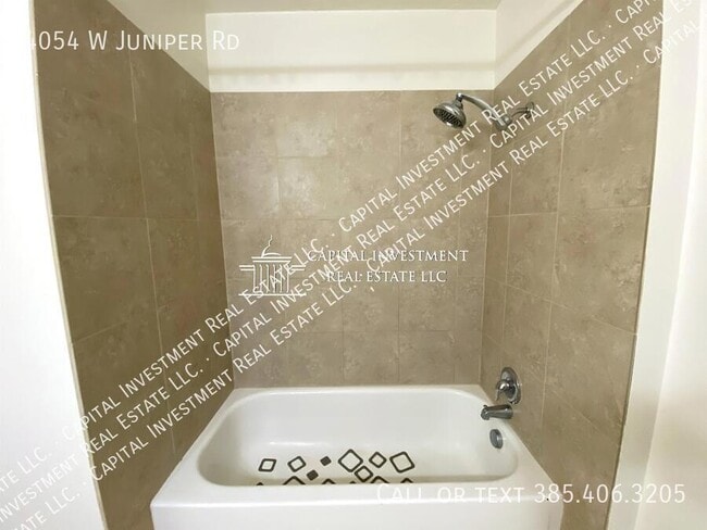 Building Photo - 4054 W Juniper Rd