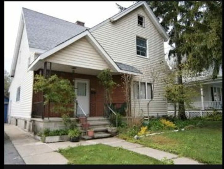 Building Photo - 1655 Lenox Rd