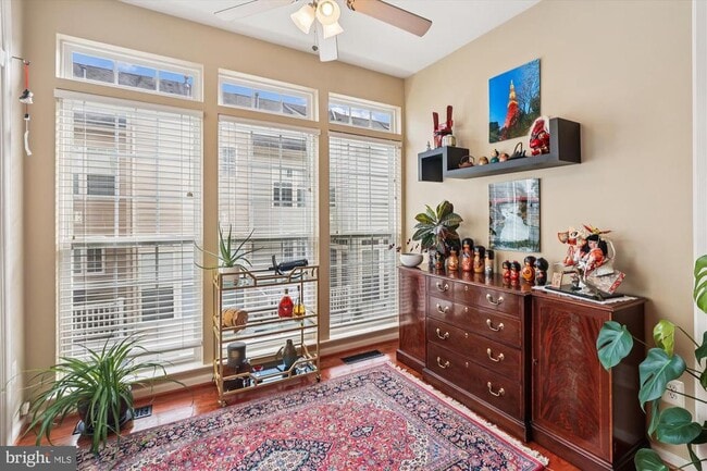 Building Photo - 9327 Hundith Hill Ct