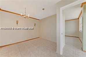 Building Photo - 2025 NE 164th St