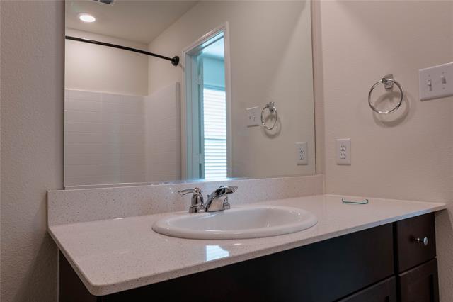 Building Photo - 5324 Vinebrook Wy