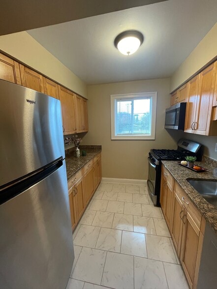 Building Photo - 11512 Bucknell Dr