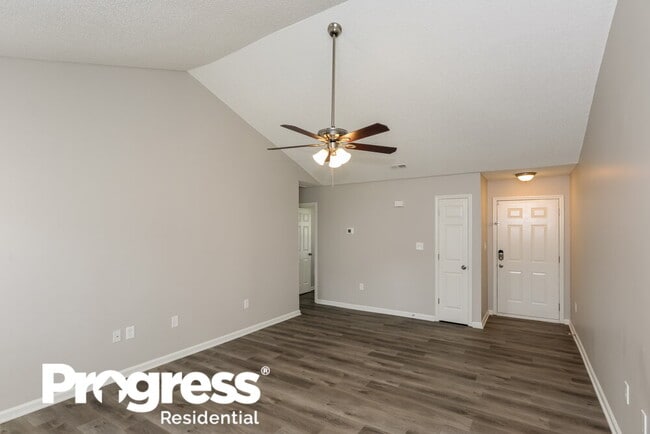 Building Photo - 709 Peregrine Ct
