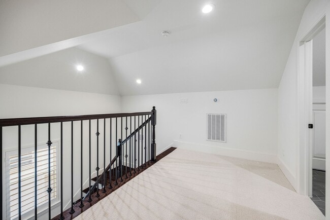 Building Photo - 8213 Cabernet Ln