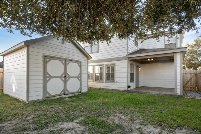 Building Photo - 12050 Mallard Stream Ct