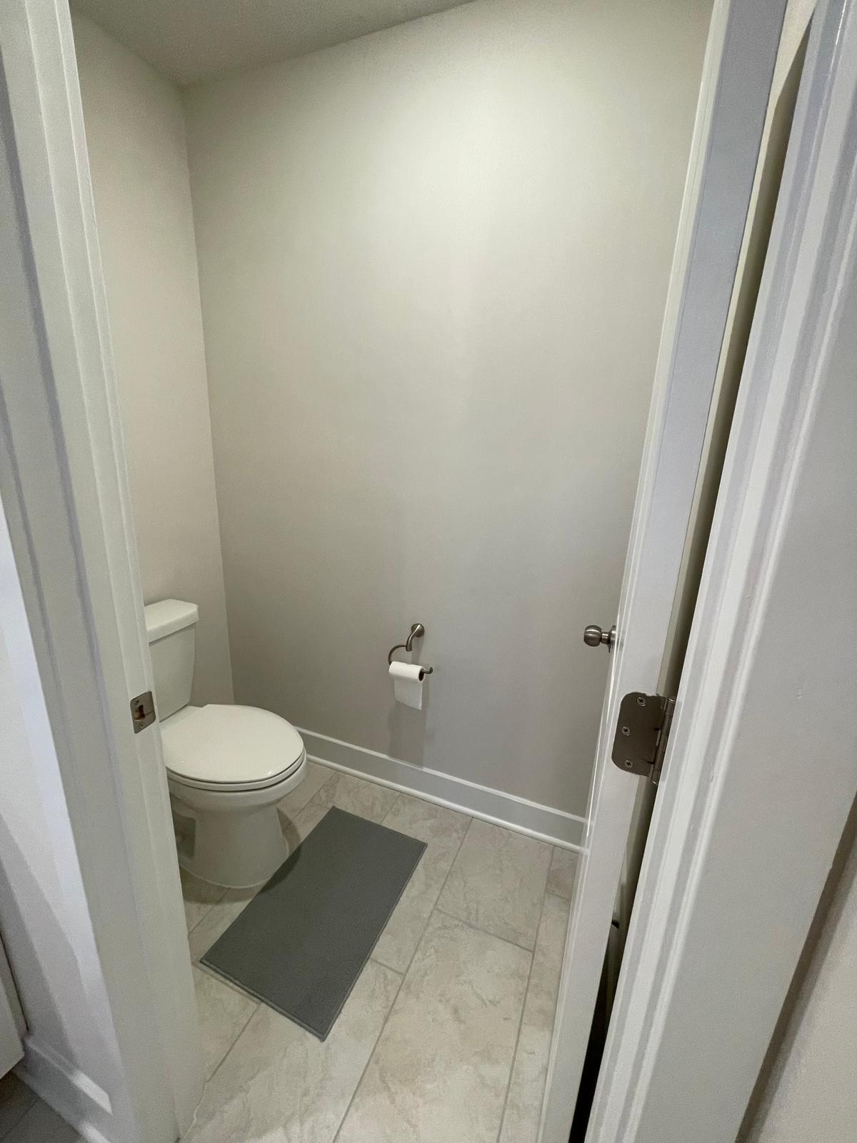 Building Photo - 1235 Greylock Ln