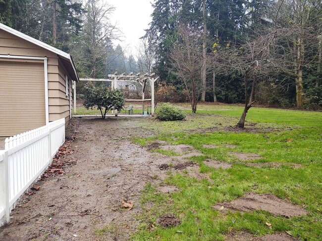 Building Photo - Cottage style home in Poulsbo on HWY 3