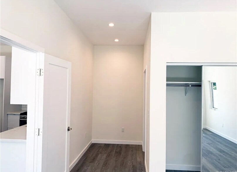 1 of 3 bedrooms - 17217 Kittridge St