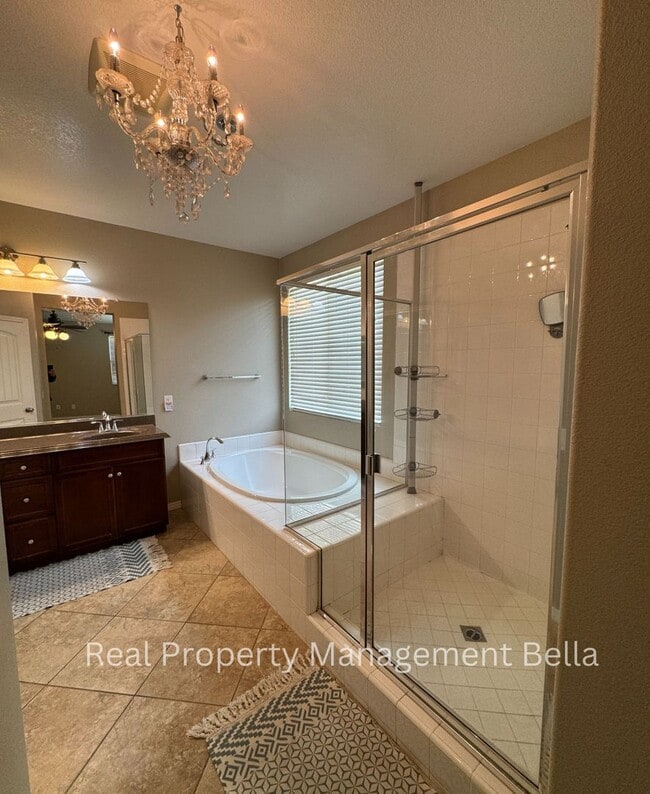 Building Photo - Stunning Single-Story Sanctuary in Menifee...