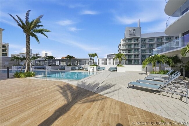 Building Photo - 151 N Seabreeze Blvd