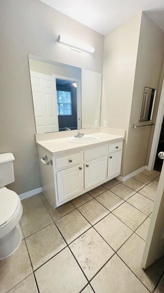 Building Photo - 15045 Michelangelo Blvd