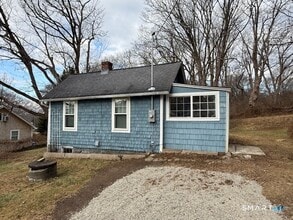 Building Photo - 122 Brook St