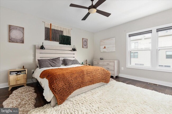 Building Photo - 44735 Medway Ter