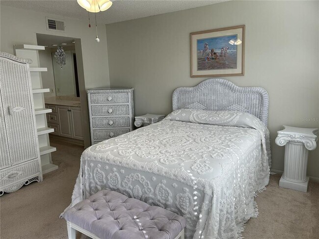 Building Photo - 1316 Pasadena Ave S