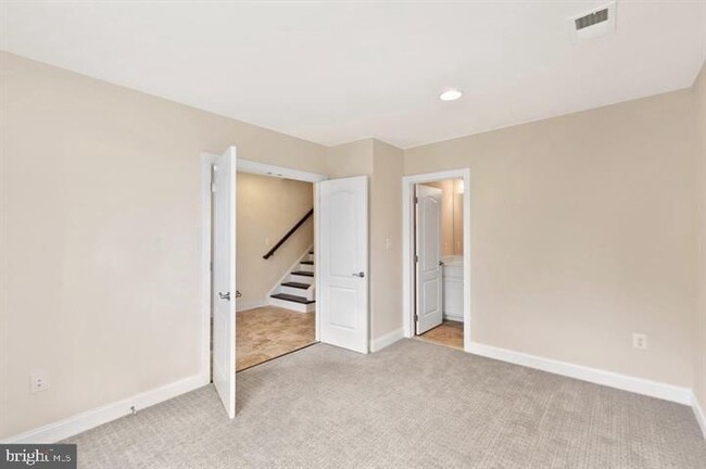 Building Photo - 46077 Hall Rd