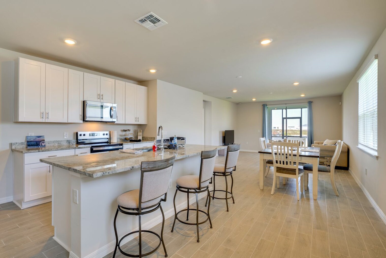 Building Photo - 44488 Diamond Trl