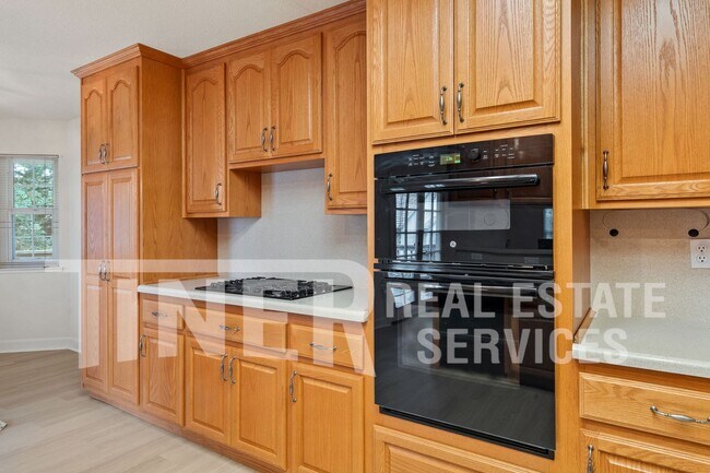 Building Photo - 3921 Rawhide Rd