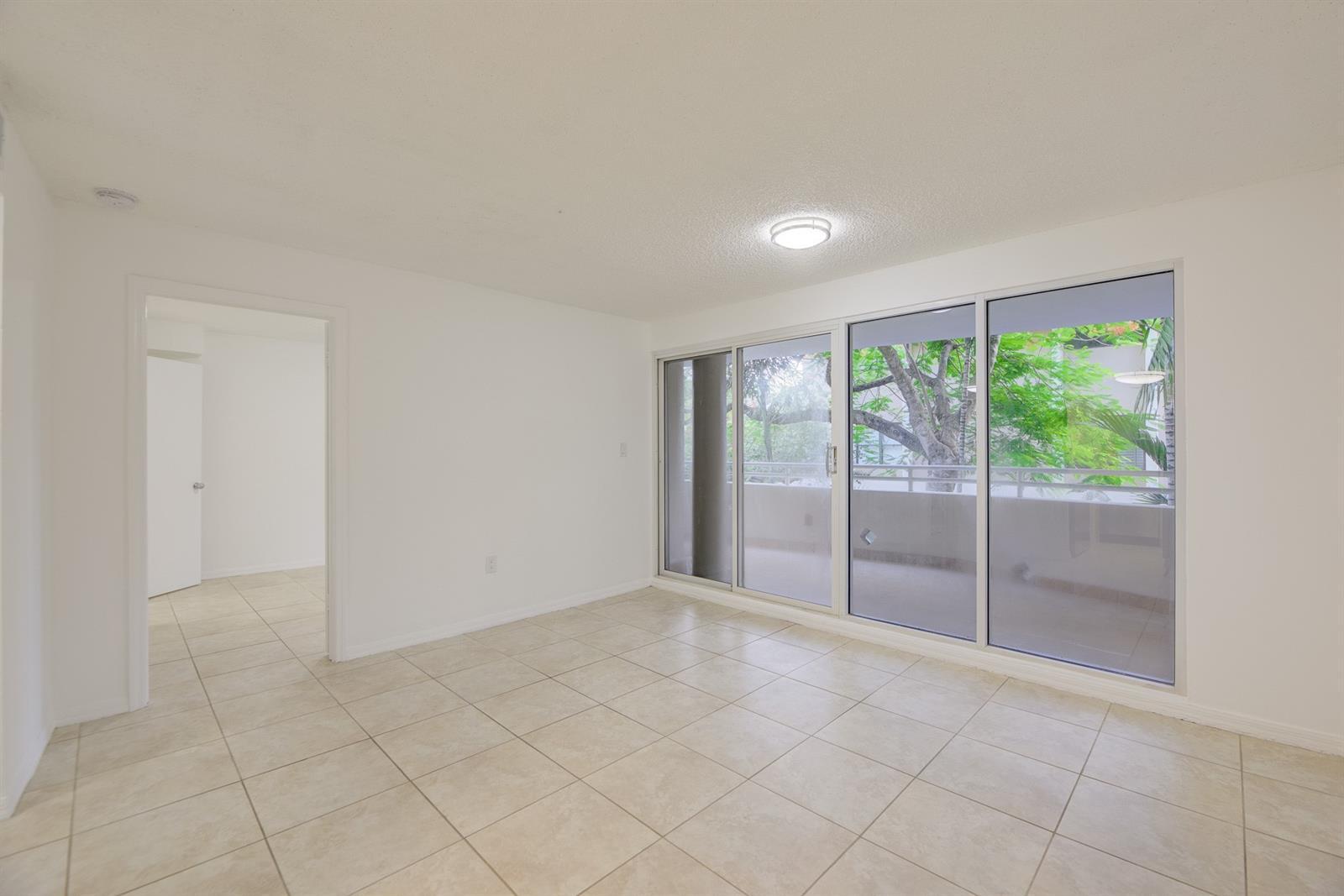 Building Photo - 2100 Brickell Ave
