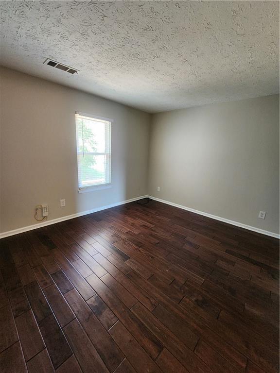 Building Photo - 1565 Springleaf Ct SE