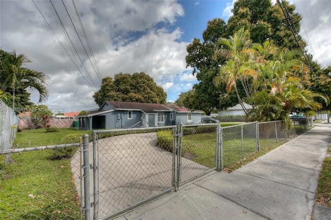 Building Photo - 3001 NW 102nd St