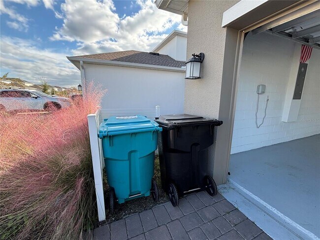 Building Photo - 11157 Lore Wy