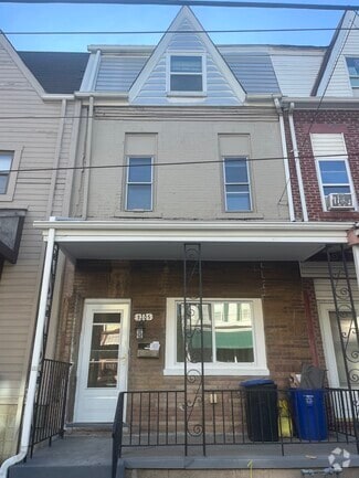 Building Photo - 3205 Ward St