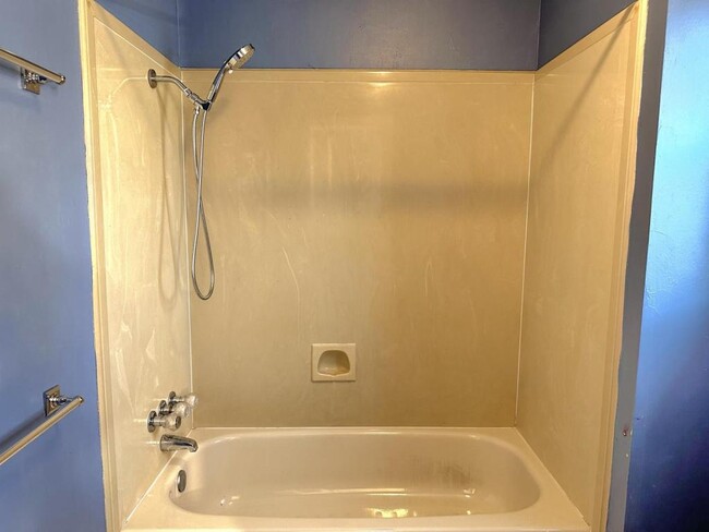 Building Photo - 1618 Pear Orchard Pl
