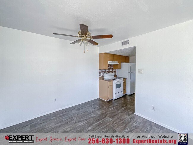 Building Photo - Charming Quad-Plex Near Long Branch Park! Unit A