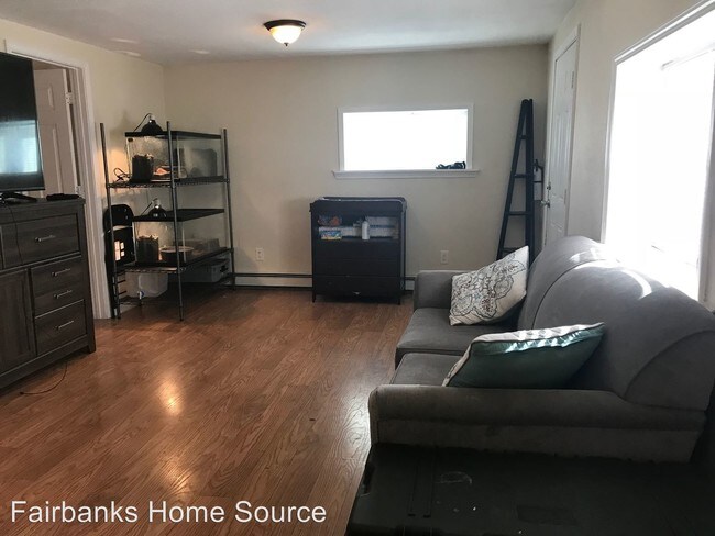 Building Photo - 367 Park Way