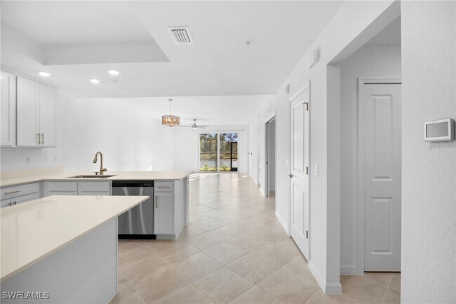 Building Photo - 15155 Bluffton Ln