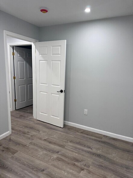 Bedroom #2 doorway - 285 Rose St