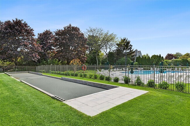Building Photo - 50 Hubbard Ln