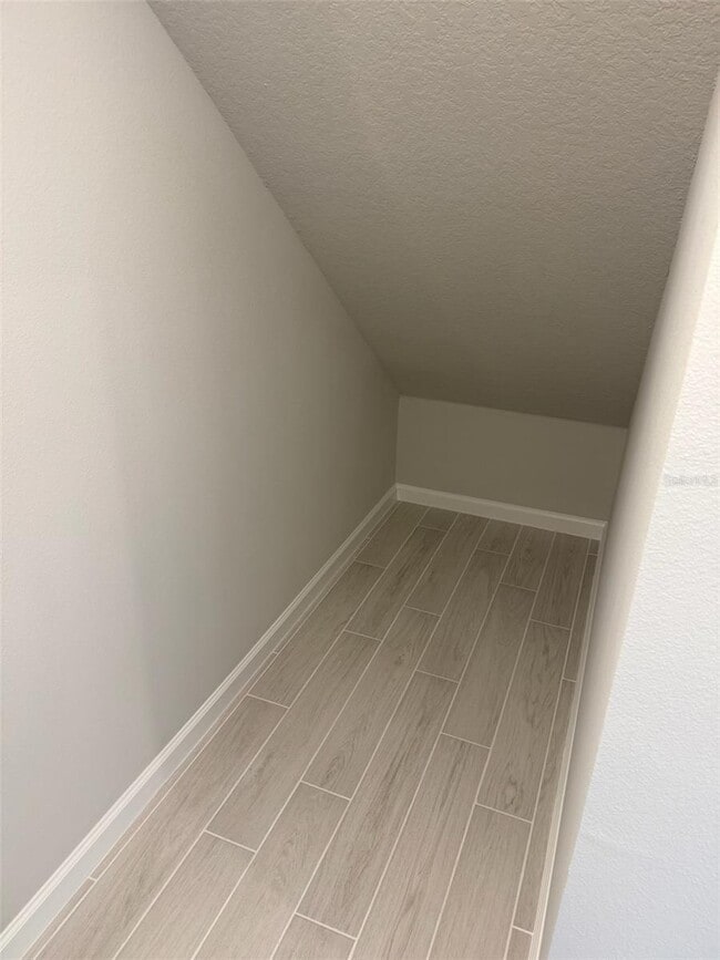 Building Photo - 619 Pothos St