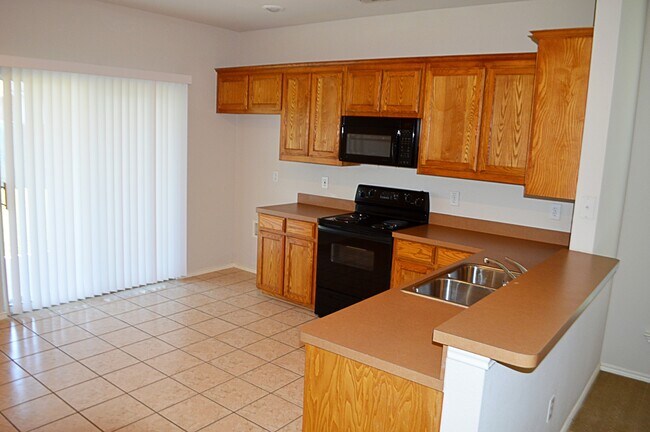 Building Photo - Charming 4-Bedroom Home in a Quiet Neighbo...