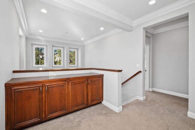 Building Photo - Stunning 5-Bedroom Pool Home in Talega – Luxury Living in San Clemente