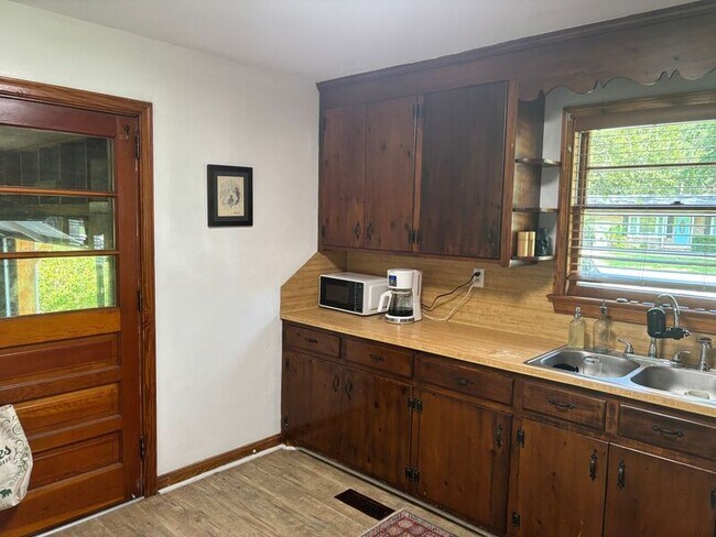Building Photo - 2619 Church Creek Dr