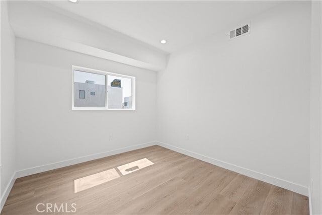 Building Photo - 644 N Boyle Ave