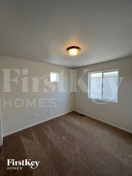 Building Photo - 10142 Luneth Dr