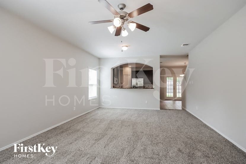 Building Photo - 511 Topsail Way