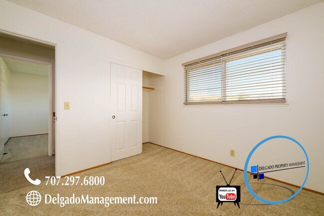 Building Photo - Benicia! 4BD/2.5BA! Available now!