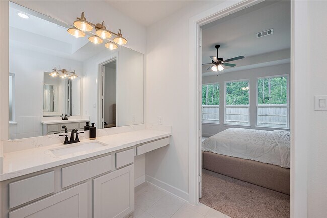 Building Photo - 16803 Jacobs Peak Path