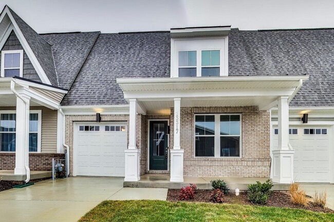 Primary Photo - BRAND NEW CONSTRUCTION -- 55+ Living - 4 +...