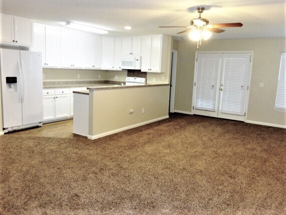 Building Photo - 166 Moon Dance Ln